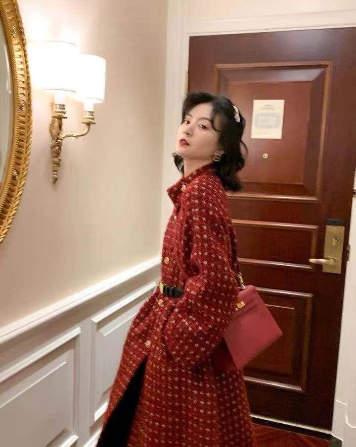 单品|中年女人的“早秋穿搭”来啦!这3条裙子足以让你美上一整个秋天
