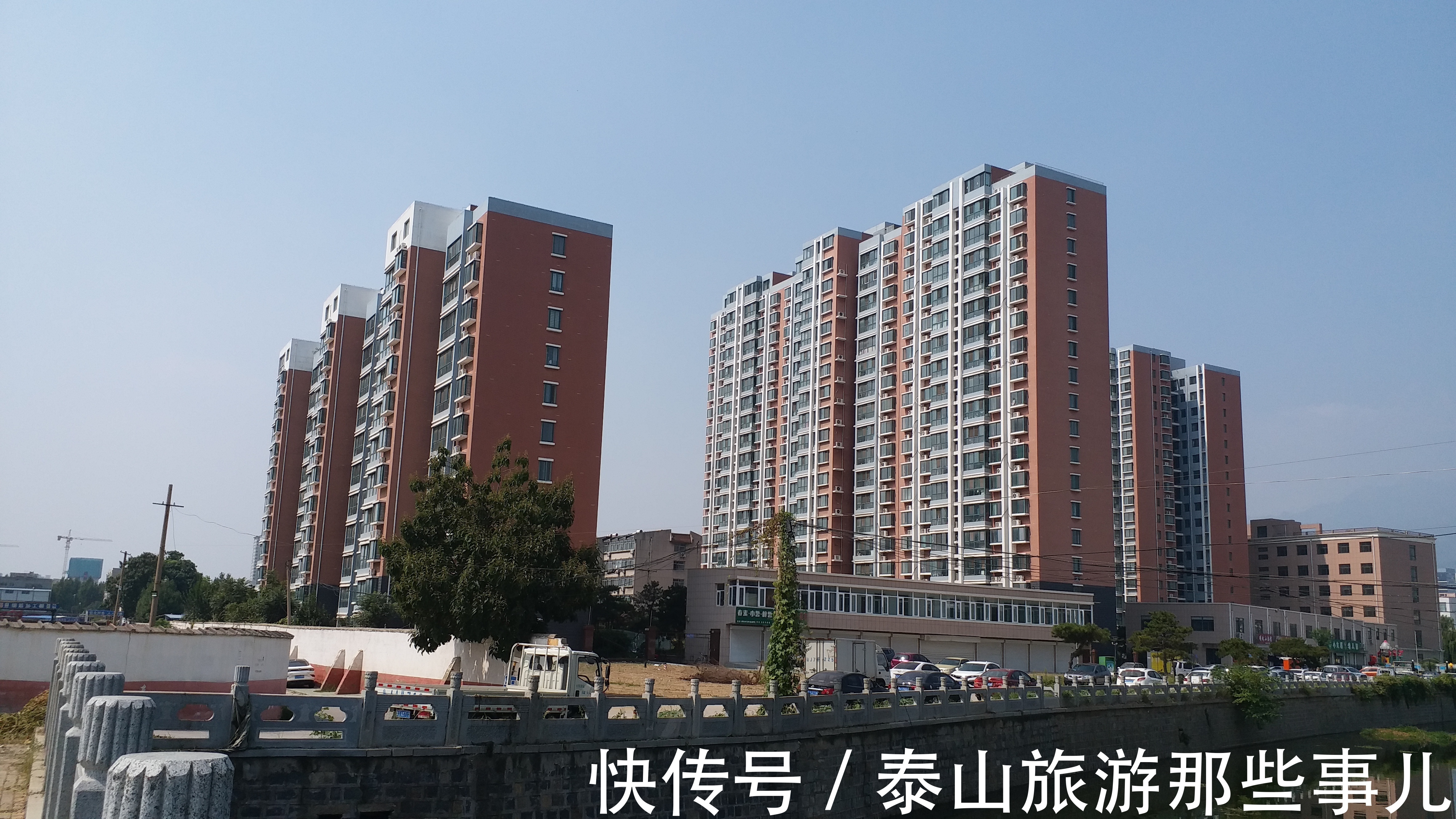 观澜桥|泰安：泰山南麓两河交汇处又新建一景点，水清岸绿景美，是周末带家人休闲散心好去处！