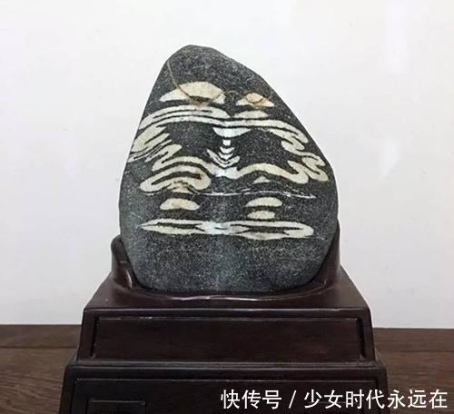 博览会|第十届中国万石博览会二十万成交的奇石,为什么不是获奖十大奇石