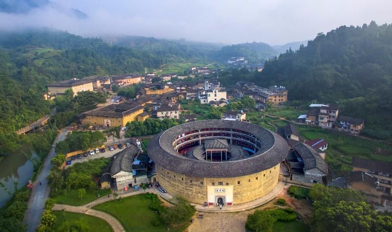 地方|一生必去的国内十个旅行地方，每一个都美爆了！