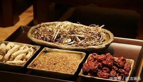 脾胃虚寒的人群,一吃凉的就腹泻,送你方子驱寒养胃效果好