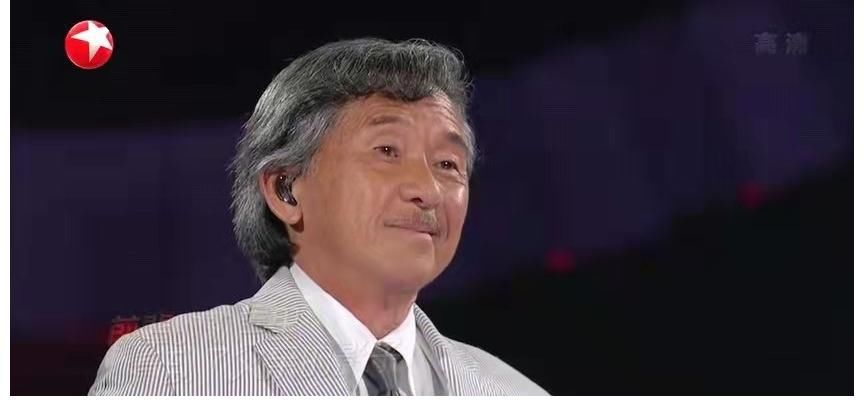 勉強，唱不動？74歲林子祥用實力證明：體面老去是對自己最大尊重