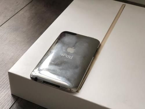 都年了 08年的ipod Touch2能干啥呢 快资讯