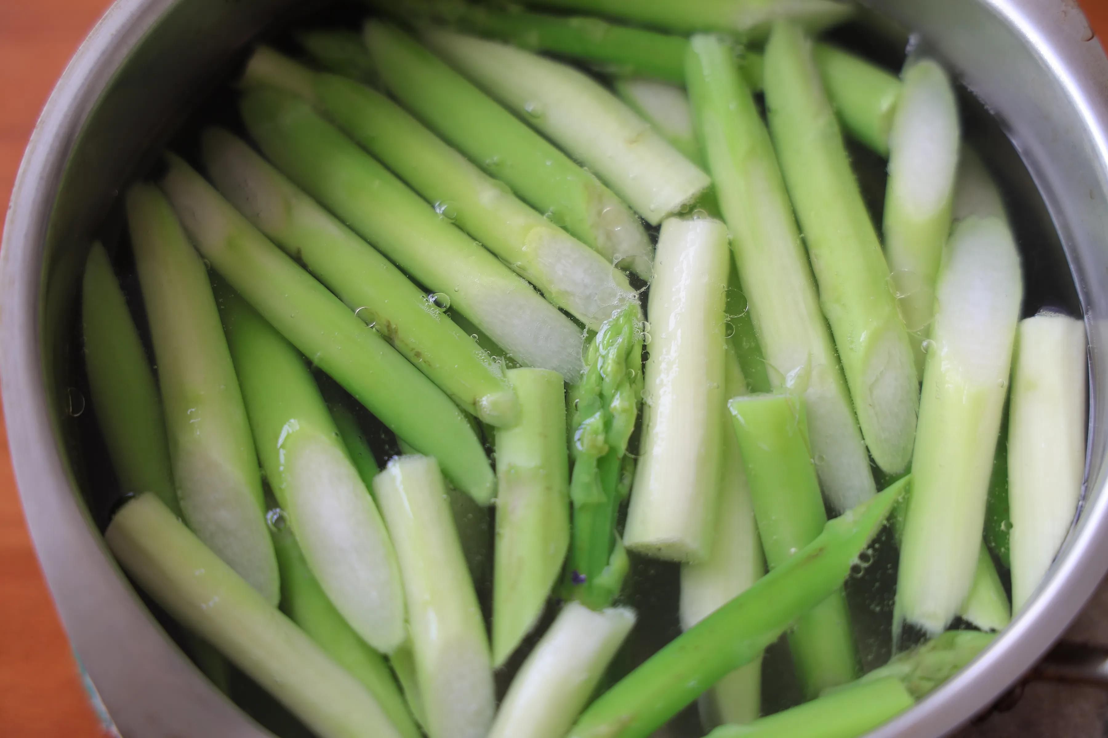 脆嫩|每次遇见这菜，我都要买一些回来吃，简单易做，脆嫩爽口营养美味