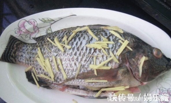 鱼线|去鱼腥别只用姜片,教你“3招”,腥味全部消失鱼肉还更嫩!