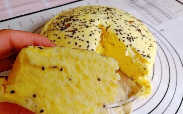 做蛋糕时,不用烤箱不用电饭煲,最新做法简单上手