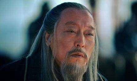 父亲|三国中最惨之人父亲被张飞杀,娘被关羽抢走,还认曹操做爹!