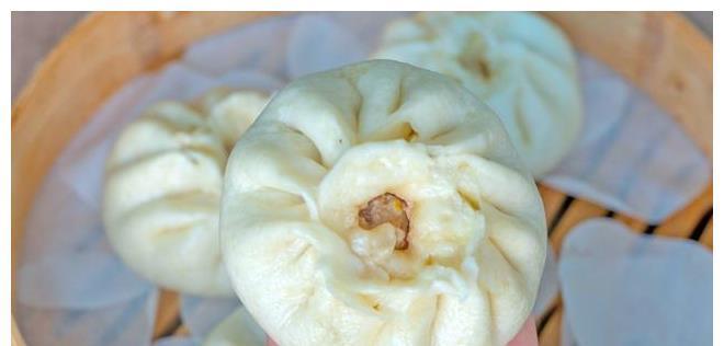 猪肉大葱包|猪肉大葱包好吃有秘诀，教你调馅小技巧，馅香汁浓，吃5个不解馋