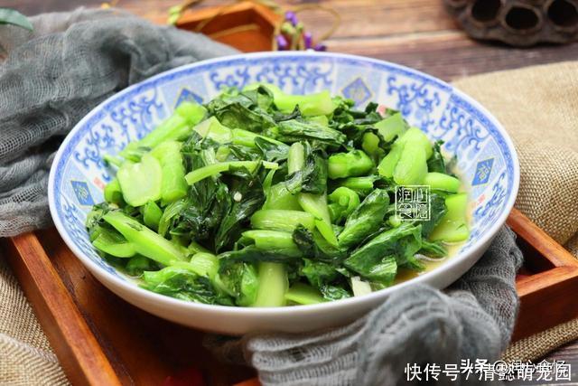 春天不吃这菜太亏,3月过后千金难买!两块一斤,老板:不够卖