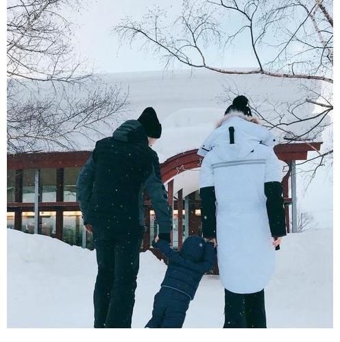 綜藝節(jié)目|楊穎罕見(jiàn)公開(kāi)談?wù)搩鹤樱虏邸靶『＞d變心”，眼中已不再只有媽媽