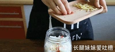 腌制萝卜时，只加水是不行的，多加“这一步”，萝卜清脆不生花