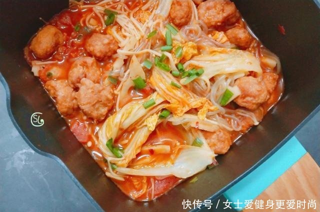 天冷,我家经常做这一锅炖,做法无难度,麻辣鲜香,好吃过瘾