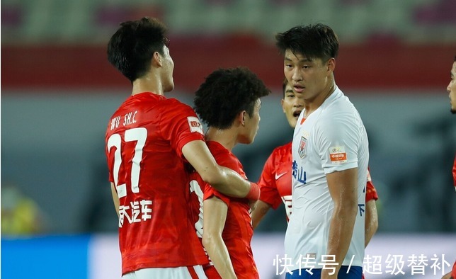 双雄|中超最新积分!“12冠双雄”独一档,3大豪门被压制,4大黑马崛起
