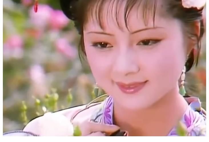 林黛玉|87版《红楼梦》4K超清修复：林黛玉、薛宝钗惊鸿一瞥，美人如画