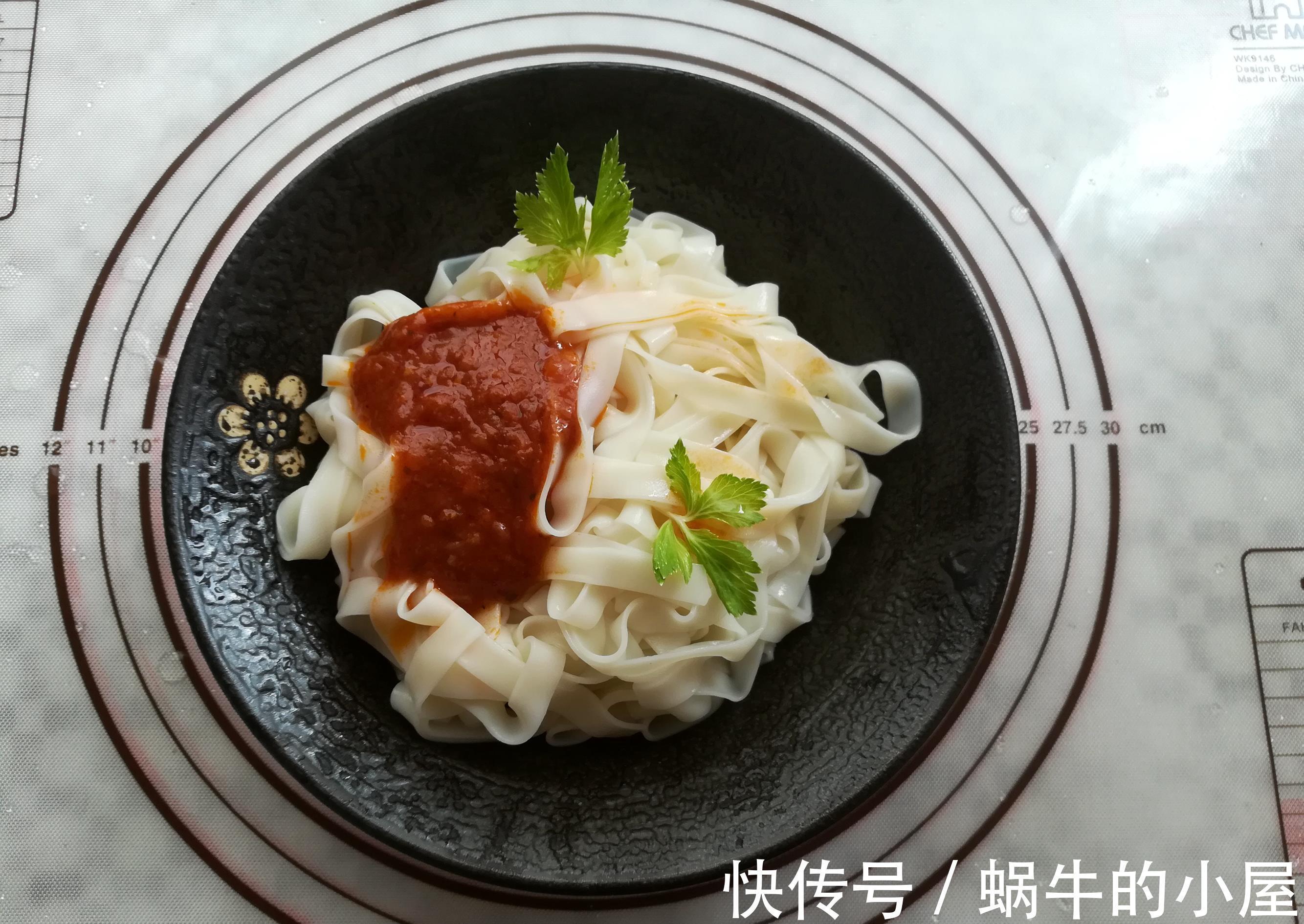 消化|夏天吃面就馋这一口,加它拌一拌,劲道好吃易消化,碗底都舔干净