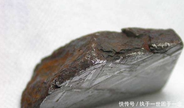 你知道隕石是怎么形成的嗎？