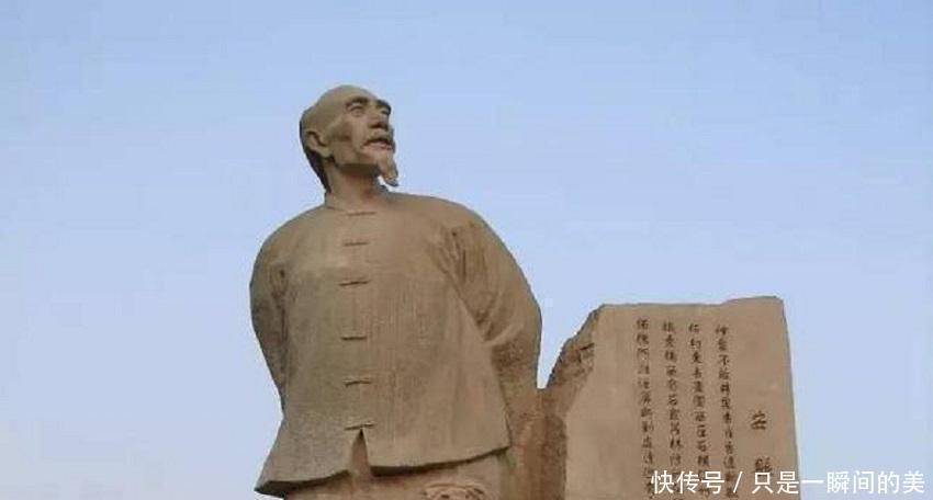 才子被众人嘲笑, 默默写下一对联, 众人竟哑口无言, 方知人外有人!