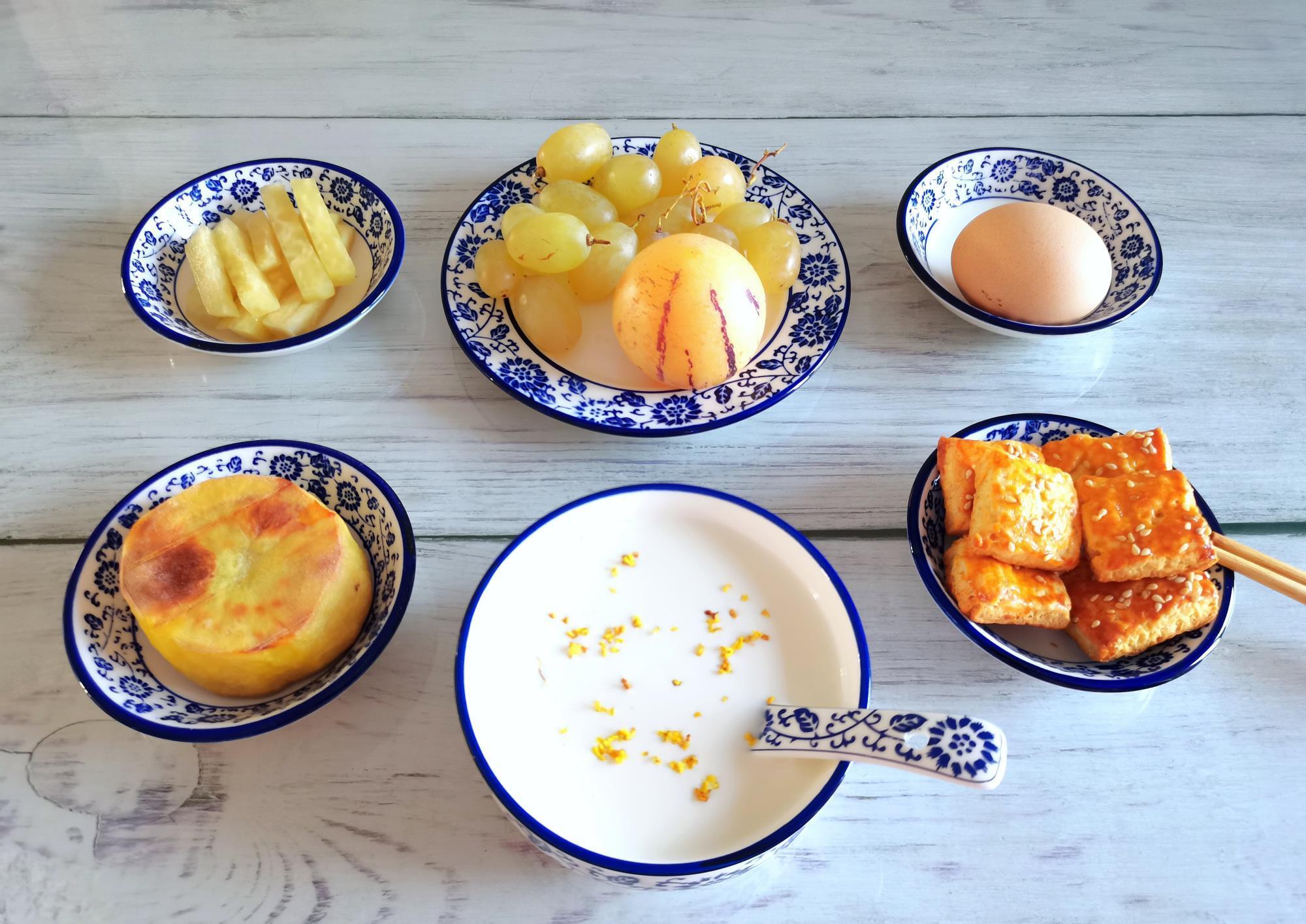 香酥|老两口的一周浪漫早餐,好吃暖胃,网友:这才是真正的精致生活