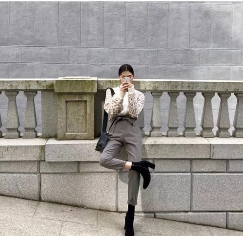  最火|毛衣搭配：毛衣+阔腿裤=秋冬最火CP，慵懒又洋气，谁穿谁好看！