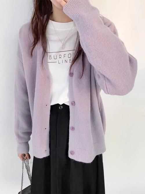 针织衫的春季搭配法则，捕获时髦的穿搭LOOK