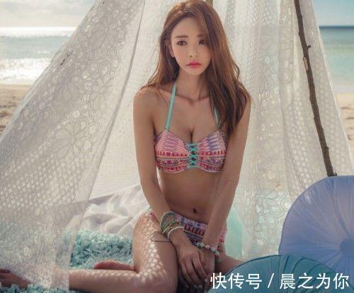 可爱 比基尼泳衣小姐姐,优雅更俏皮,可爱有气质!