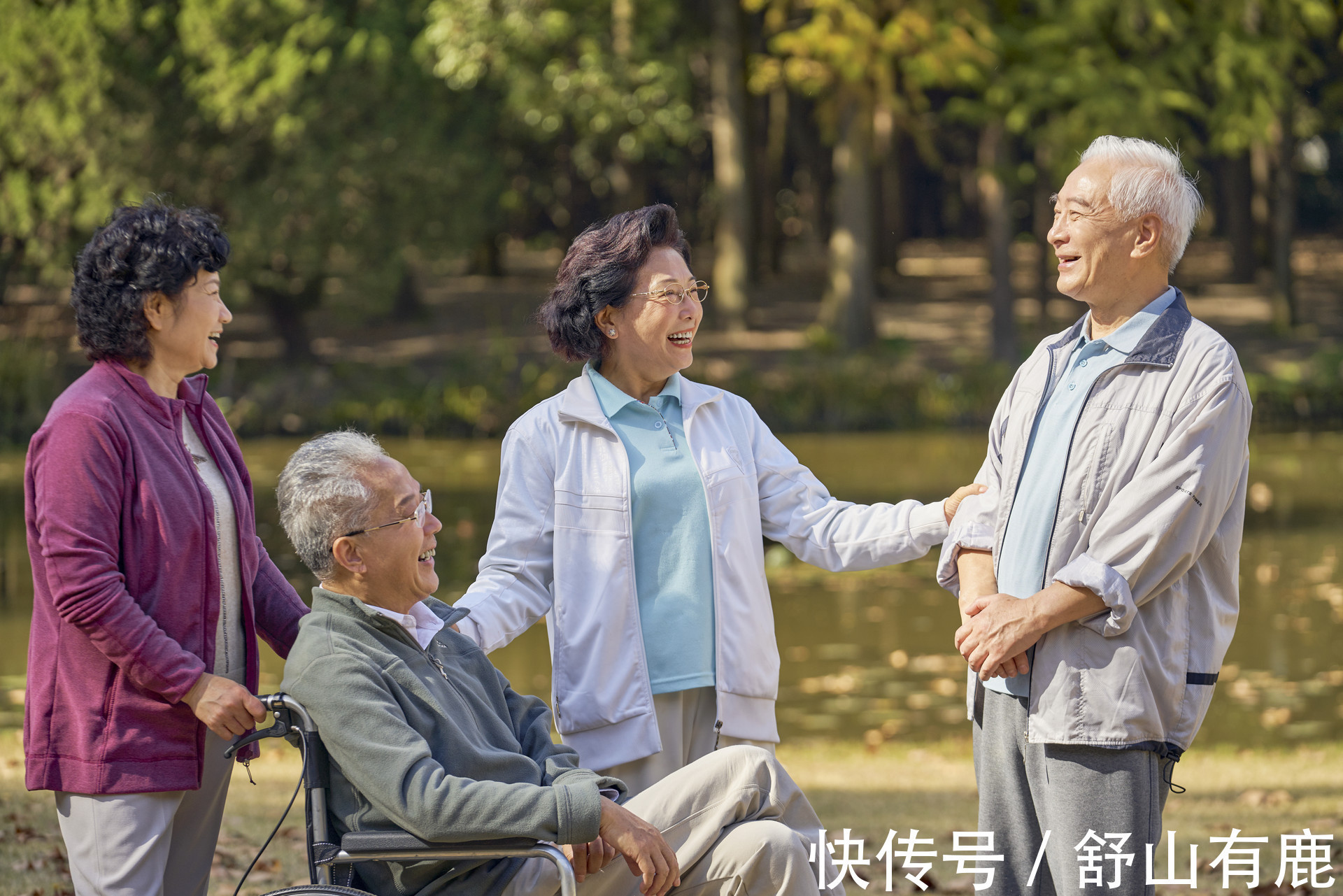 刘大伯|一位70后痛哭,宁可成为不孝子,也希望父母早日离去,别连累后代