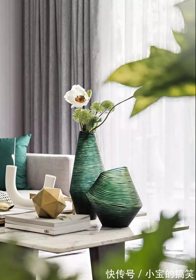 现代|105平现代简约，灰度与绿意，得充满生机与活力