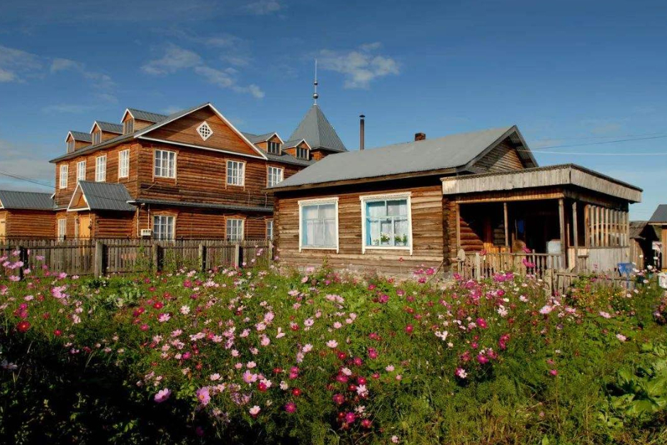 中年|中国“唯一”的俄罗斯族民族乡，门票0元，不出国门感受异国风情