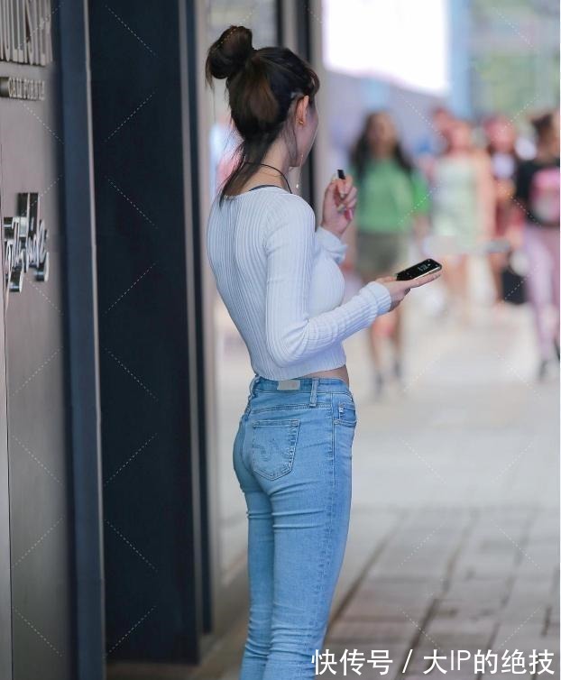 瑜伽裤 时尚精致的瑜伽裤穿搭衬托优美的线条,优雅舒适全都有,热情洋溢!