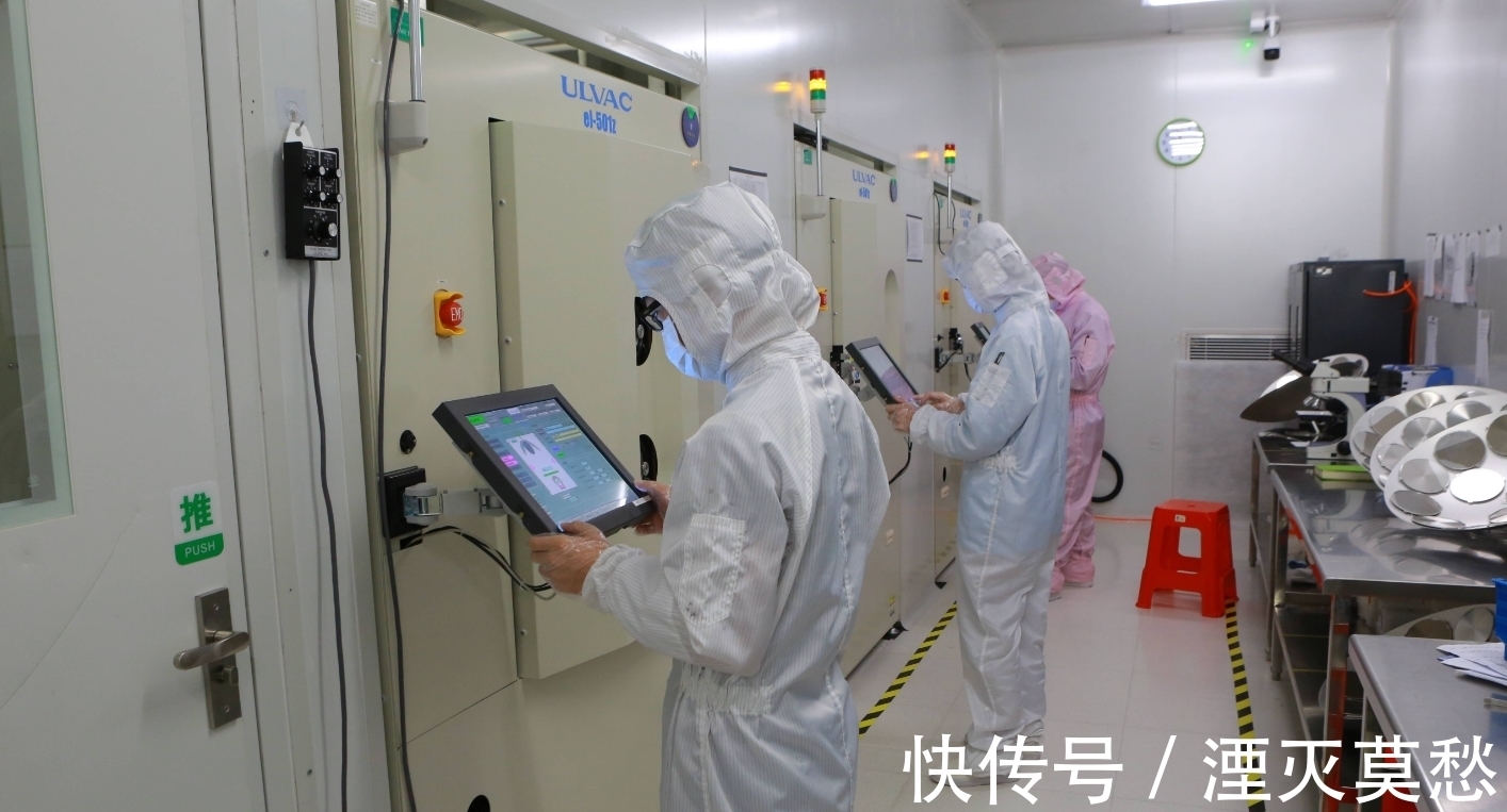 中科院|央视传出新消息,0.1nm光镜镀膜设备投用,国产光刻机的最后拼图