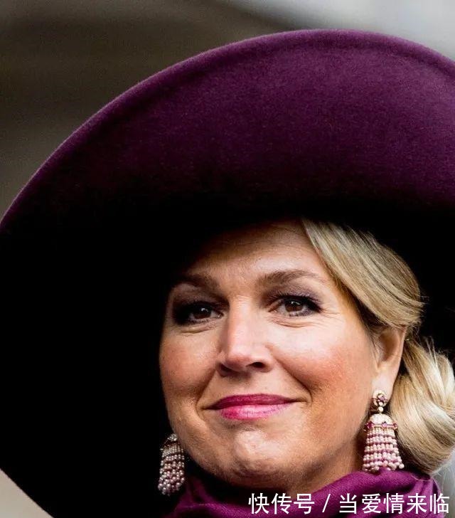 耳环 新年就是要红!王室红宝石珠宝看起来!