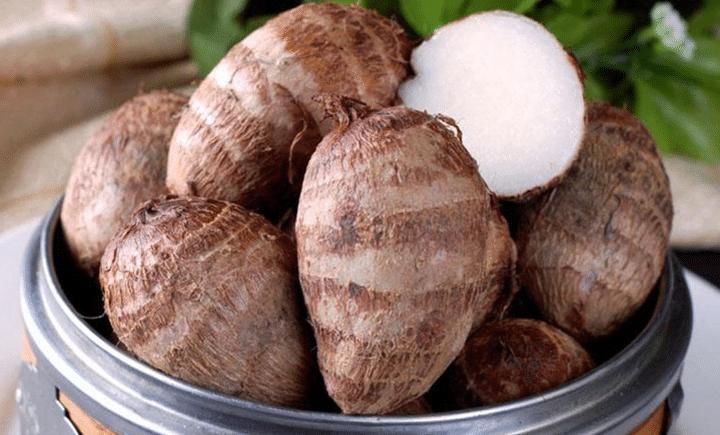 冬天，要多吃此肉，比牛羊肉好吃，鲜嫩又营养，做一锅太香了