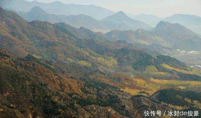 进出|曾进出靠“天梯”的太行山小村庄，如今凭影视剧走红，秋色太美了