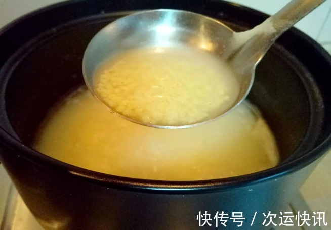 营养物质|煮了30年小米粥,现在才知道正确煮法,难怪之前熬不出米油不香