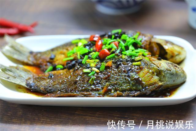 鲫鱼此做法太好吃了，多加一料，鲜嫩不腥，饭店都吃不到