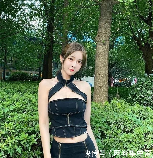 健身|韩国健身女神小姐姐,靠锻炼塑造完美身材,穿各种款式服饰都好看!