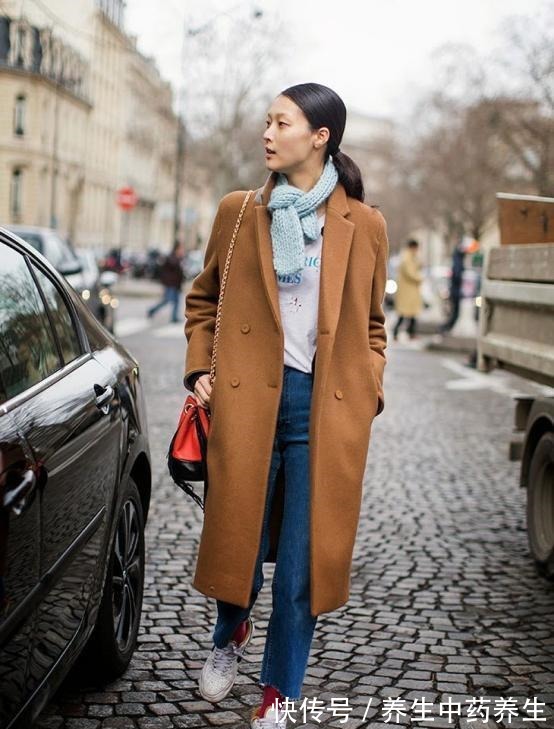 时尚达人 大衣不露脚踝,一样穿出高级感!时尚达人亲自示范,时髦又保暖!