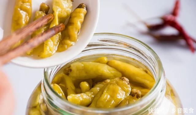 低估|吃辣能力最被低估的省份,光是吃辣椒的方式就有一万种!