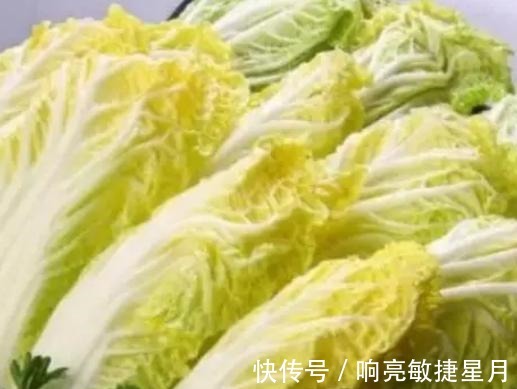 娃娃菜|油豆腐和娃娃菜一起做，家常美味，简单炒制即是美味！
