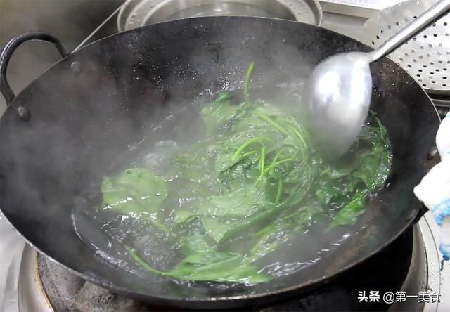 小米椒|原来这才是红薯叶最好吃的做法，一煮一拌，脆嫩爽口，营养又低脂
