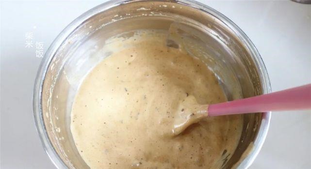 3个鸡蛋,一把红枣,做一款简单又好吃的枣糕,味道太正了