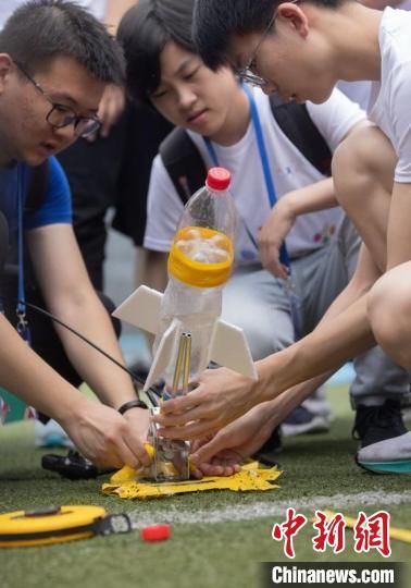 航天梦想|青少年高校科学营走进南京航空航天大学“为爱挑战”