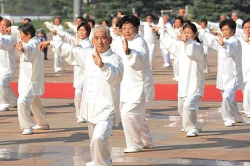 本草纲目|血压多少算正常？50岁和70岁有区别吗？可能很多人还不清楚