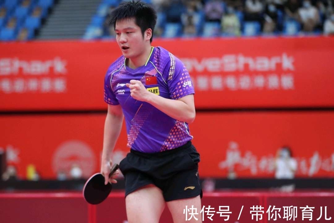 国乒|国乒两位世界第一对决,陈梦大战樊振东,苦战七局上演惊天逆转