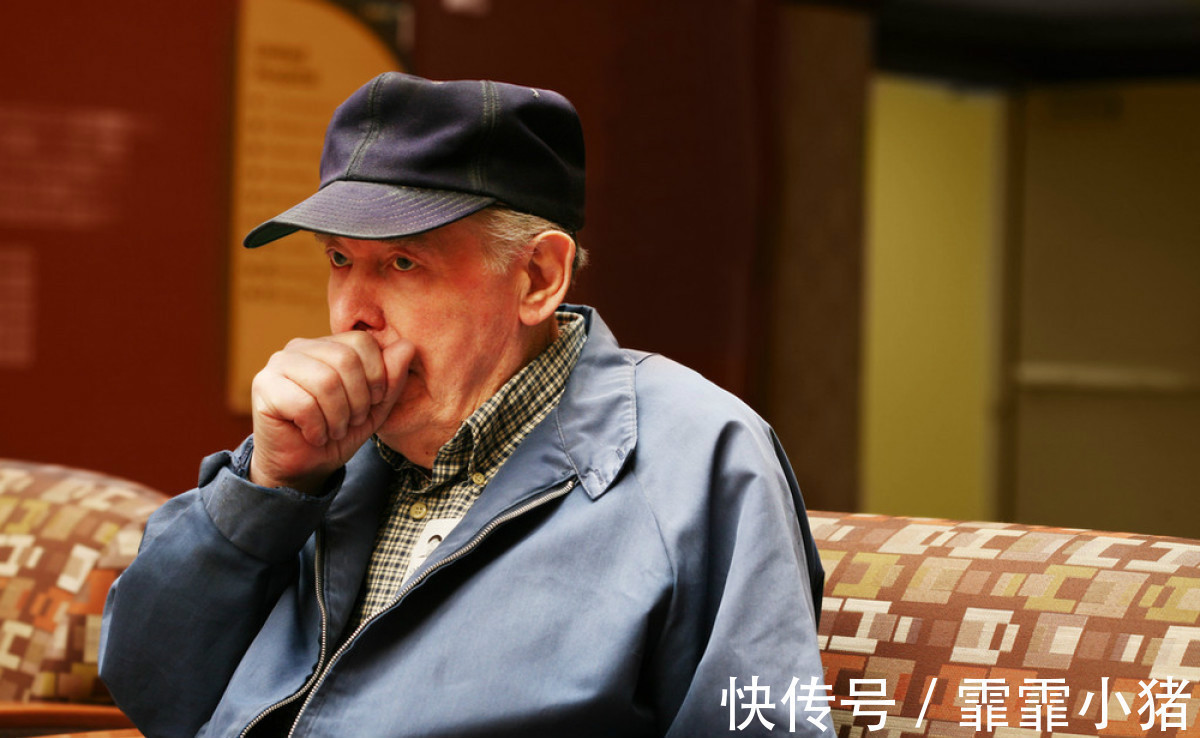 肿块|四个症状不断出现,十有八九是进展期癌症,最好去检查一下