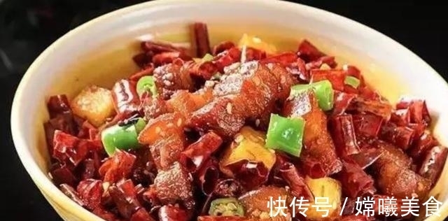 精选美食推荐:隔水蒸鸡,蘑菇胡萝卜汤,香辣红烧肉的做法