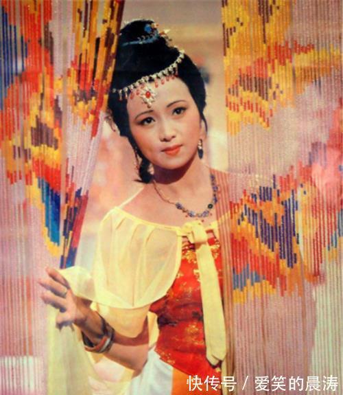 陈晓旭|87版《红楼梦》薛宝钗有多美？欧阳奋强：剧组的小伙子都暗恋她