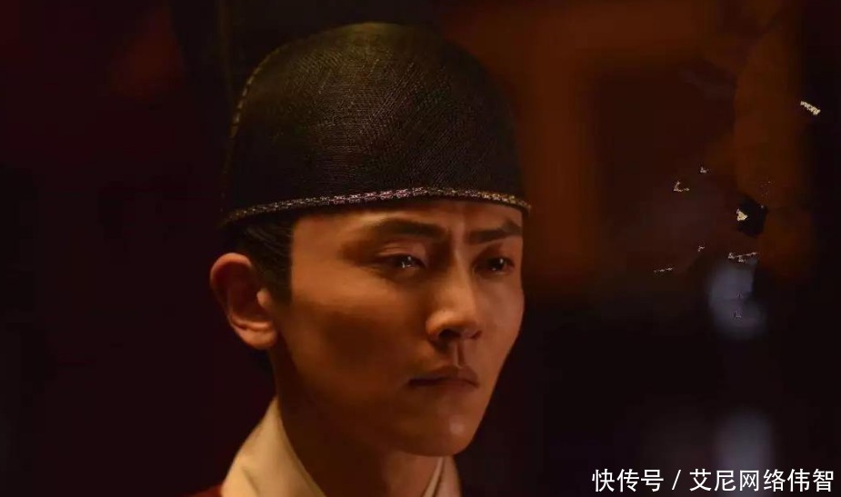 重用|哥哥临终前告诫弟弟,皇位可以给你坐,但是公公要重用,不能杀