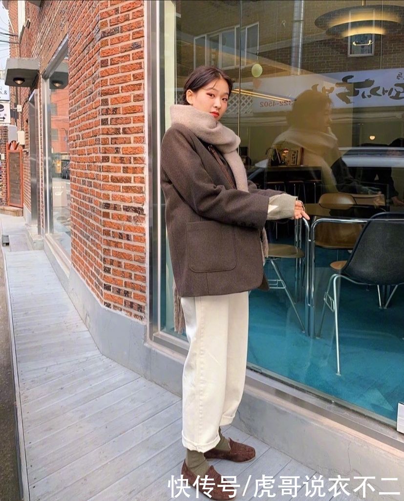 “ins风”穿搭不容错过，辨识度超高的个性穿搭，回头率满分