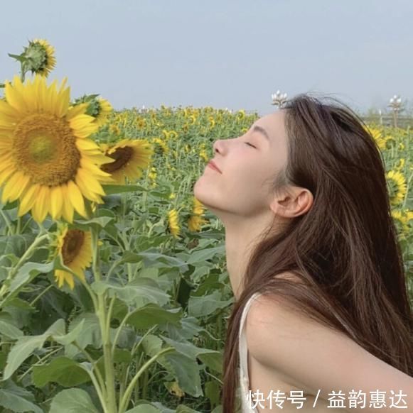 女生|女生想拥有“樱桃嘴”,这3恶习趁早改正,不然小心变“猪圈嘴”